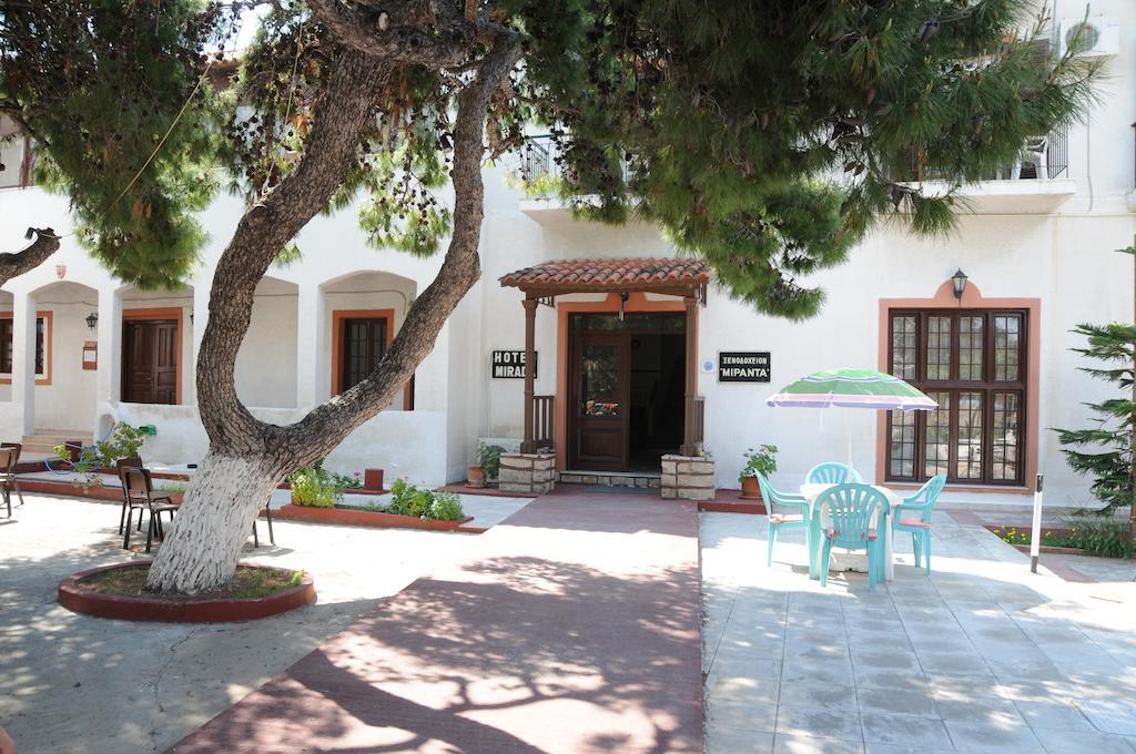 Miranta Hotel - Apartments & Studios Aegina Exterior foto